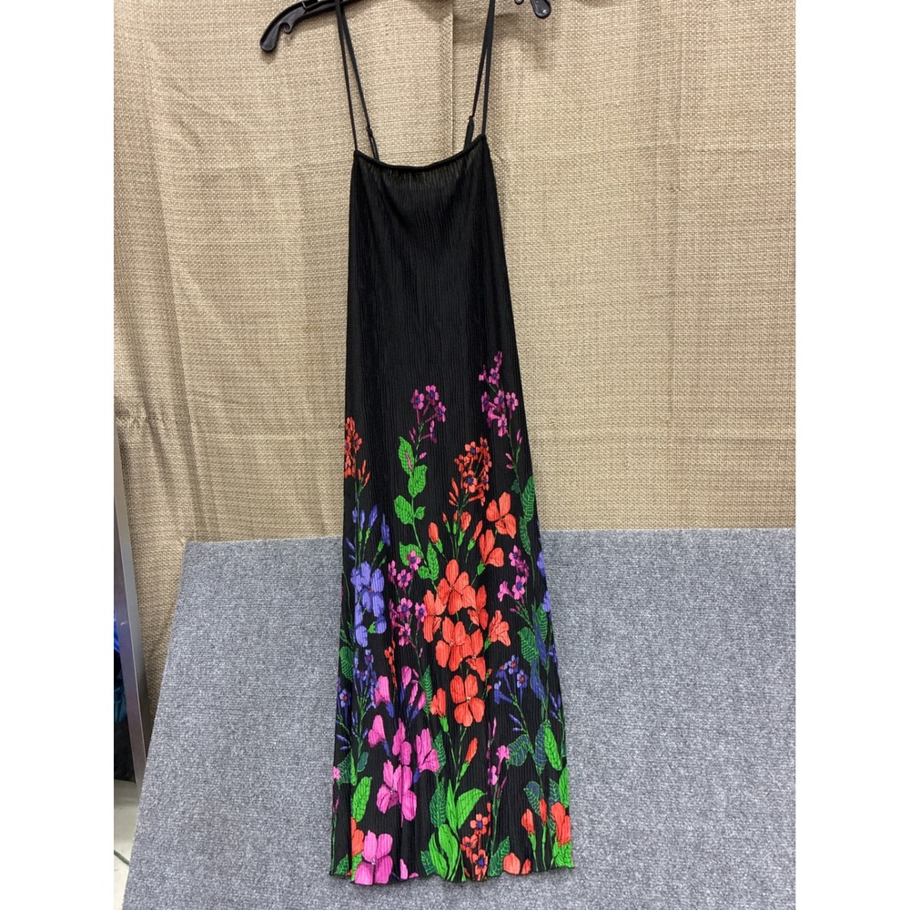 Anthropologie‎ Black Plisse Floral Maxi Dress Adjustable Cross Back Straps Small